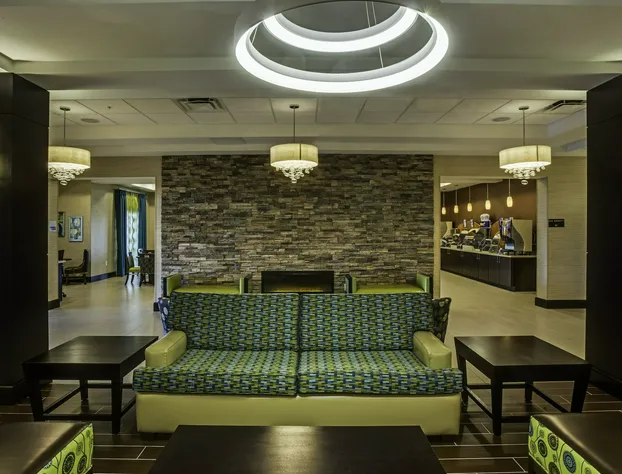 Holiday Inn Express & Suites Orlando East - UCF Area by IHG hotel detail image 2