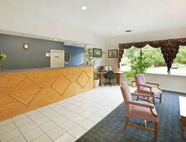 Americas Best Value Inn Shelby hotel detail image 2