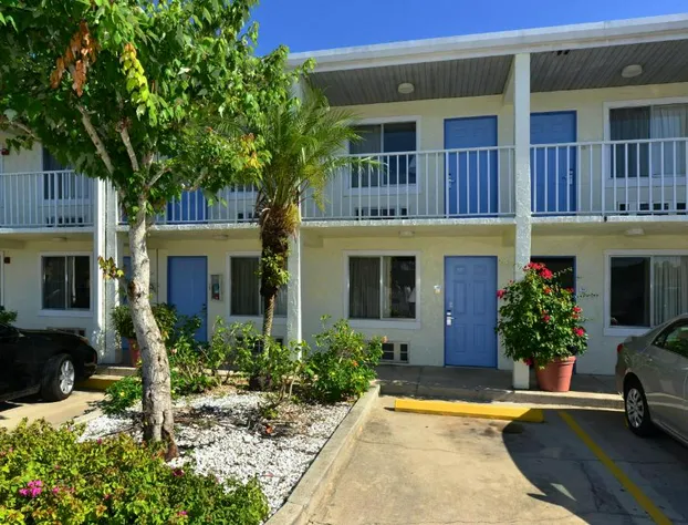 Americas Best Value Inn Bradenton Sarasota hotel detail image 3