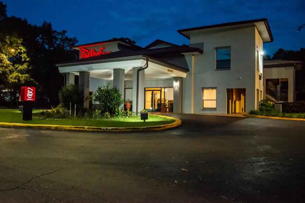 Red Roof Inn Tallahassee East hotel hero