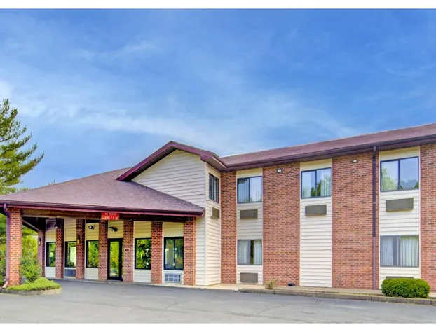 Capital O Amerihost Inn and Suites Fulton Hwy 54 MO hotel detail image 3