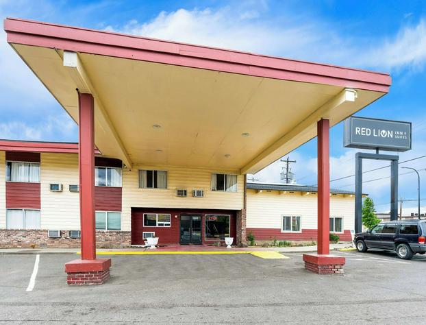 Red Lion Inn & Suites Yakima hotel detail image 2