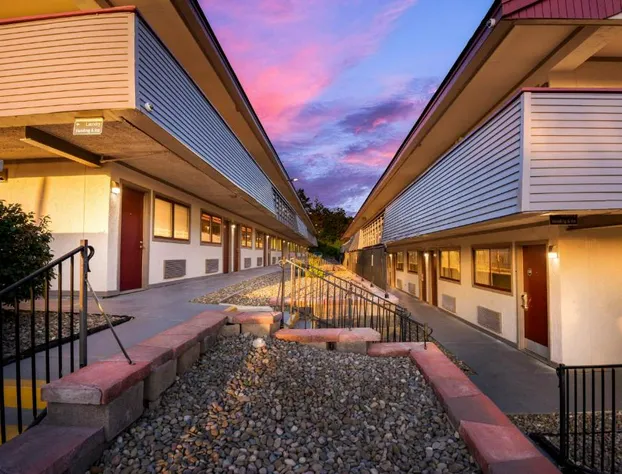Red Roof Inn Binghamton - Johnson City hotel detail image 3