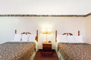 Days Inn by Wyndham Erick hotel detail image 1