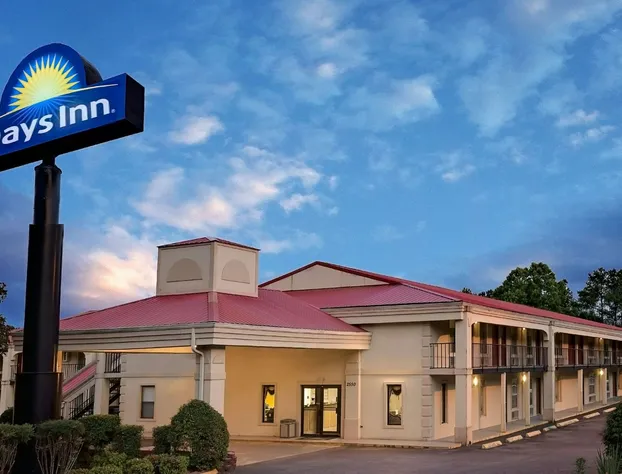 Days Inn by Wyndham Cleveland TN hotel detail image 1