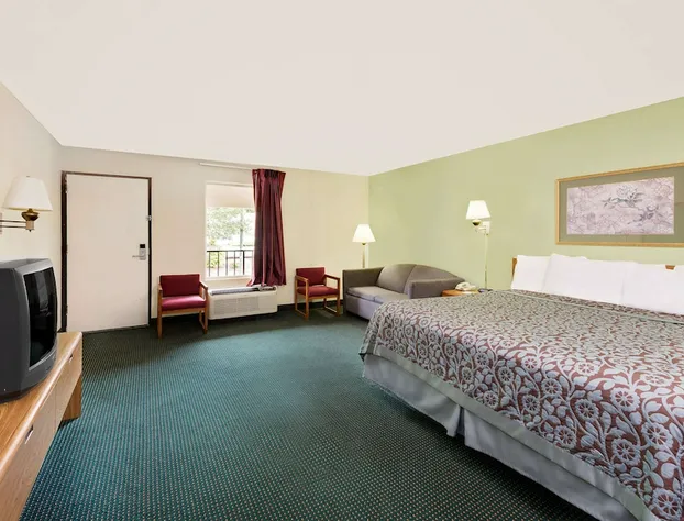 Days Inn by Wyndham Cleveland TN hotel detail image 4