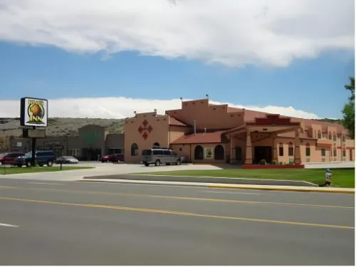 Kings Inn Cody hotel hero