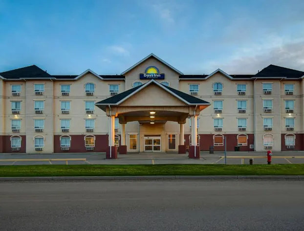Days Inn by Wyndham Dawson Creek hotel detail image 1