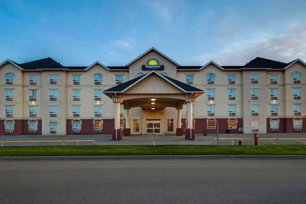 Days Inn by Wyndham Dawson Creek hotel hero