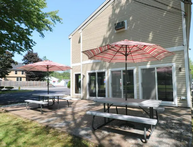 Classic Inn hotel detail image 3