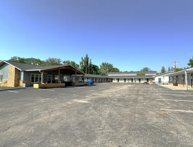 Deer Lodge Motel hotel detail image 1