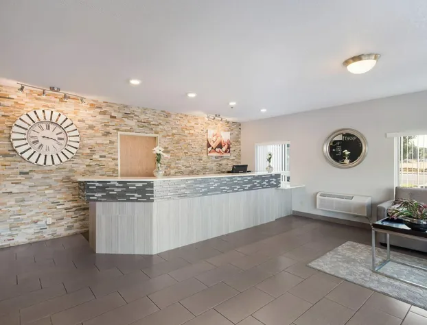 Quality Inn & Suites Kennewick Tri-Cities hotel detail image 1