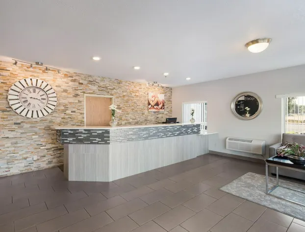 Quality Inn & Suites Kennewick Tri-Cities hotel detail image 1