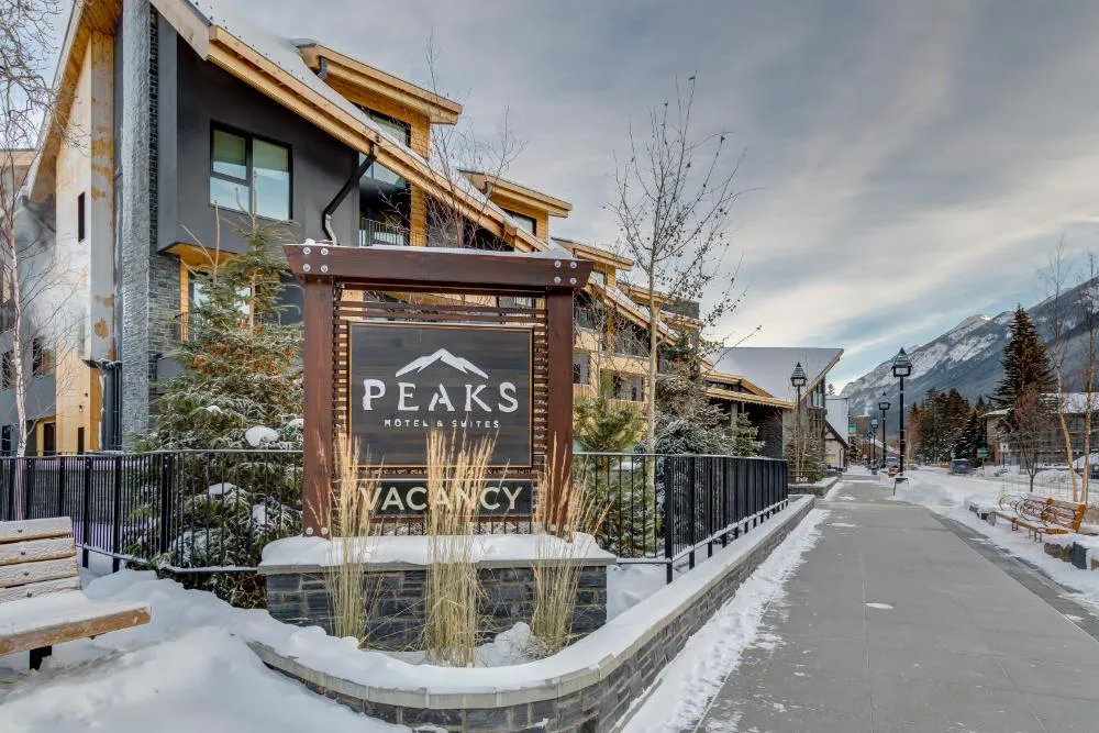 Peaks Hotel & Suites hotel hero