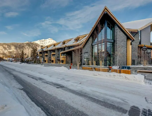 Peaks Hotel & Suites hotel detail image 3