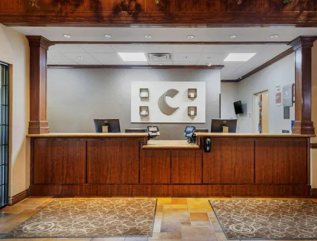 Comfort Suites Marshall hotel detail image 4