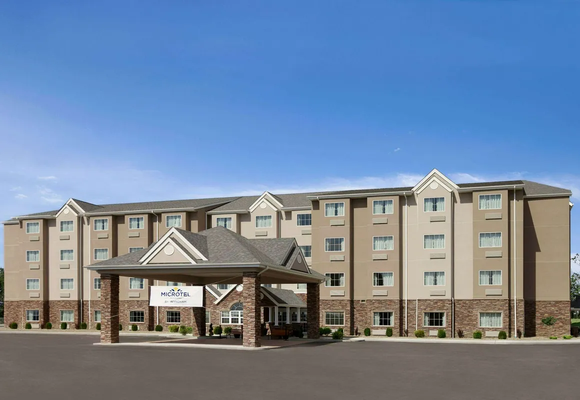 Microtel Inn & Suites by Wyndham St Clairsville/Wheeling hotel hero