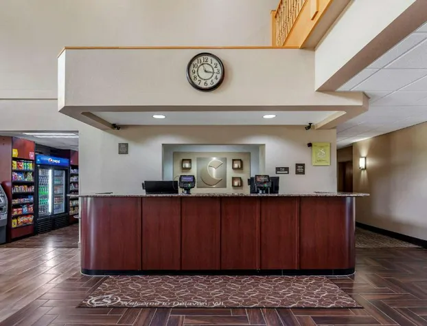 Comfort Suites Delavan - Lake Geneva Area hotel detail image 2