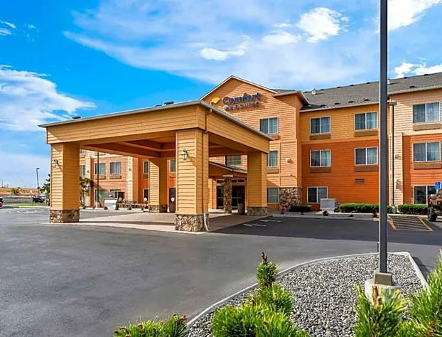 Comfort Inn & Suites hotel detail image 3