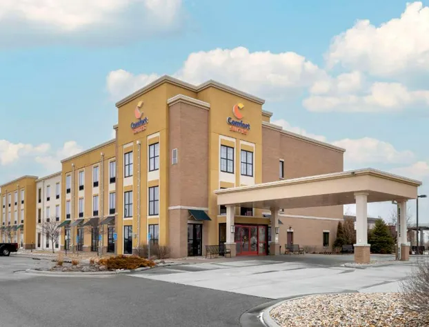 Comfort Suites and Conference Center hotel detail image 1