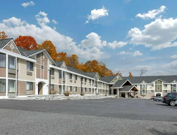 Comfort Inn & Suites Montpelier-Berlin hotel detail image 3