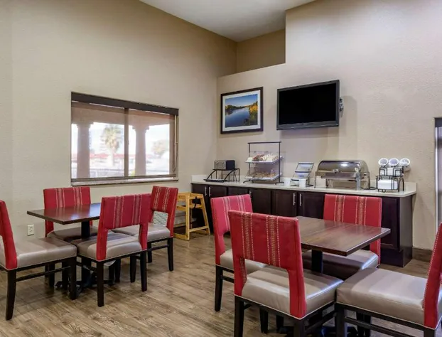 Comfort Inn & Suites Deming hotel detail image 4
