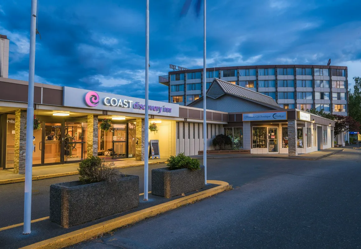 Coast Discovery Inn hotel hero