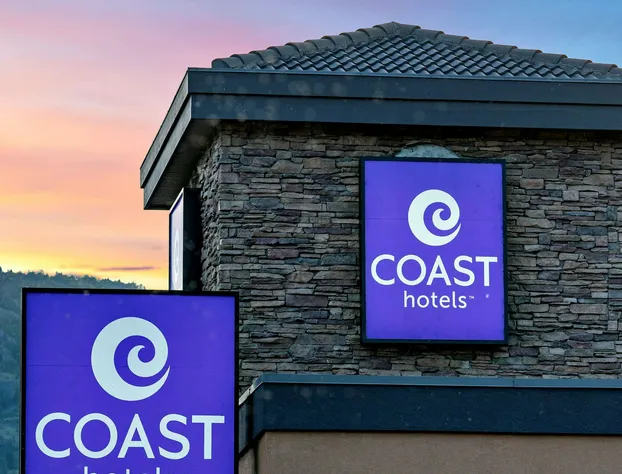 Coast Osoyoos Beach Hotel hotel detail image 2