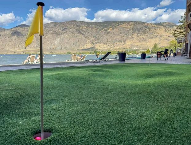 Coast Osoyoos Beach Hotel hotel detail image 3