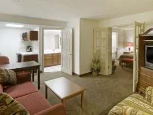 Americas Best Value Inn Ellsworth hotel detail image 1