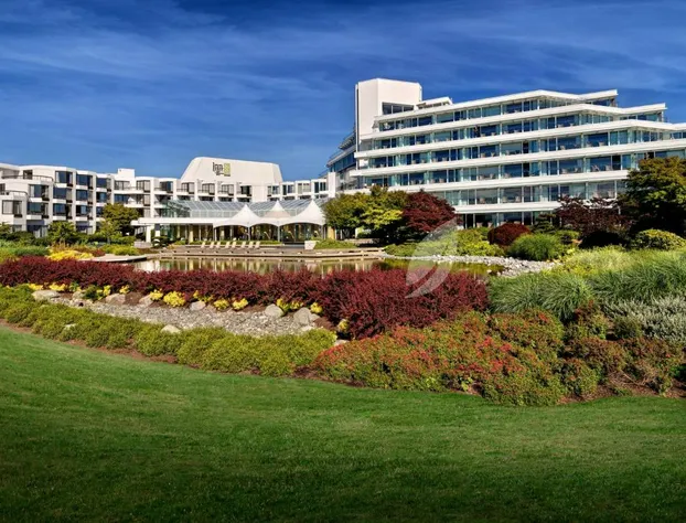 Inn at Laurel Point hotel detail image 2