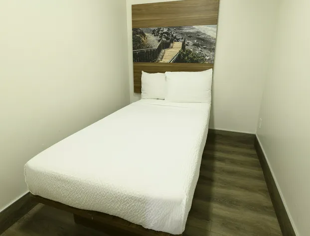 Hyland Inn Near Legoland hotel detail image 4