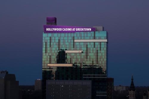 Hollywood Casino at Greektown hotel hero