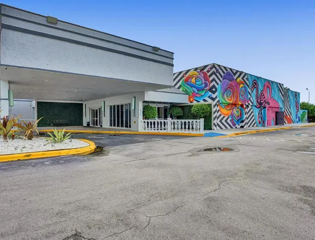 Fort Lauderdale Grand Hotel hotel detail image 1