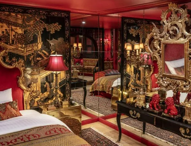 Petit Ermitage hotel detail image 2