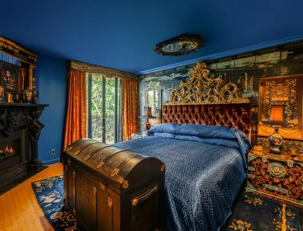 Petit Ermitage hotel detail image 4