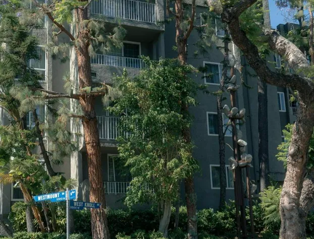 Chamberlain West Hollywood hotel detail image 2