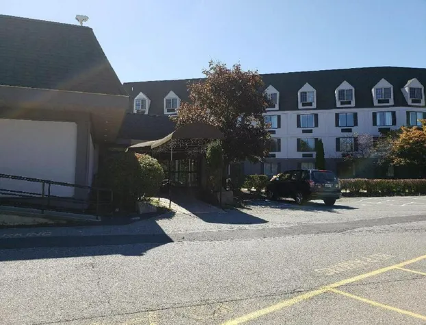 Chateau Resort & Conference Center hotel detail image 1