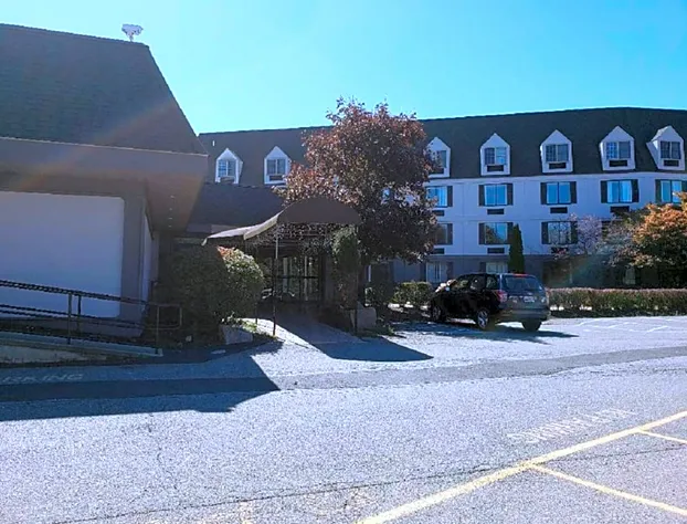 Chateau Resort & Conference Center hotel detail image 2