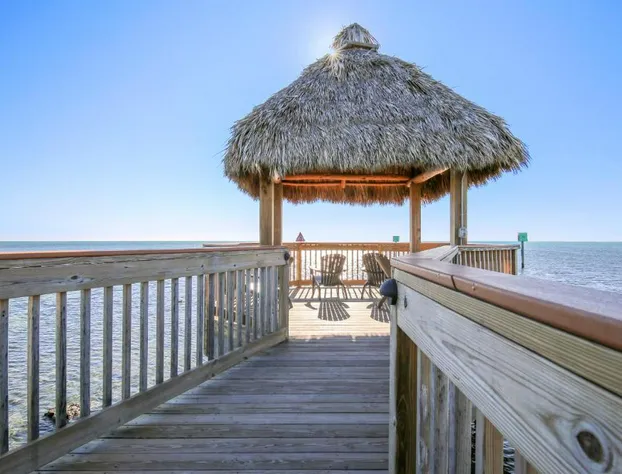 Ocean Pointe Suites at Key Largo hotel detail image 3