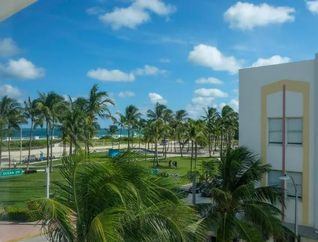 Avalon Hotel hotel detail image 2