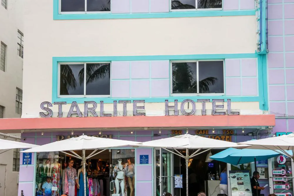 Starlite Hotel hotel hero