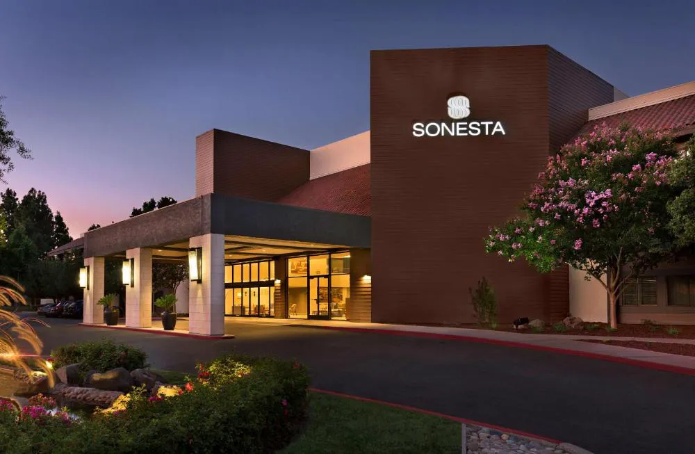 Sonesta Silicon Valley hotel hero