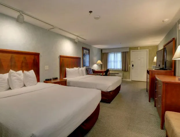 Senator Inn & Spa hotel detail image 4