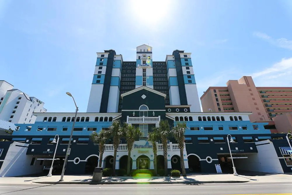 Paradise Resort hotel hero