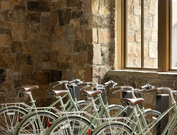 The Rusty Parrot Lodge and Spa hotel detail image 4