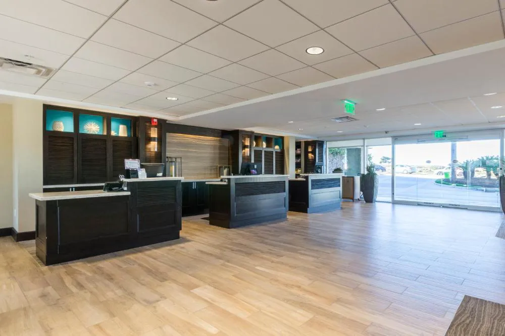 Carlsbad Seapointe Resort hotel hero