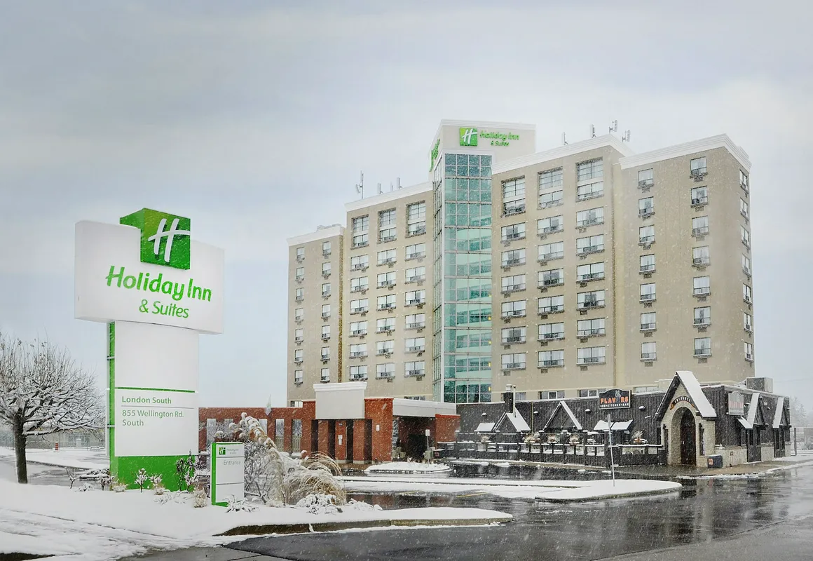 Holiday Inn Hotel & Suites London by IHG hotel hero