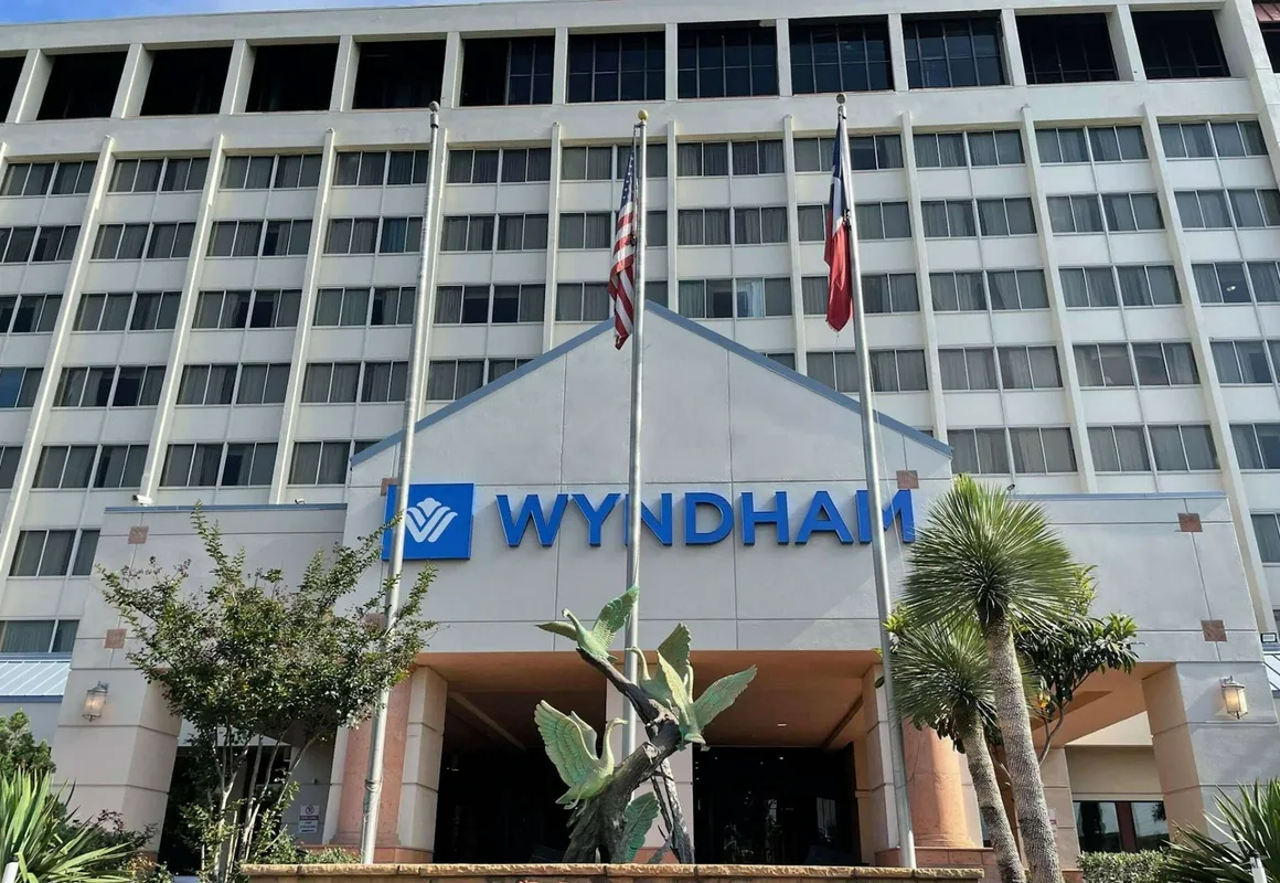 Wyndham Houston near NRG Park/Medical Center hotel hero