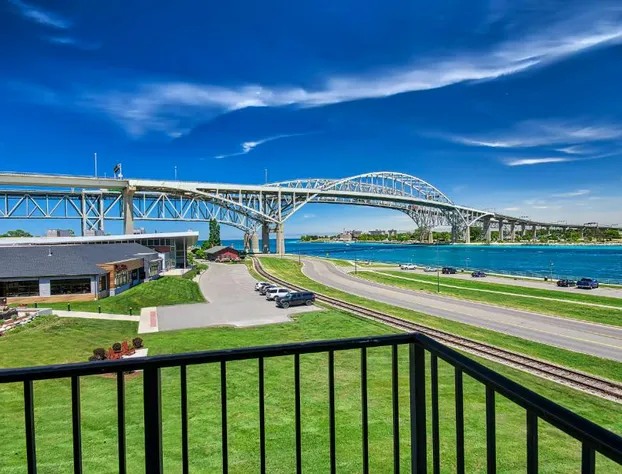 DoubleTree by Hilton Hotel Port Huron hotel detail image 1